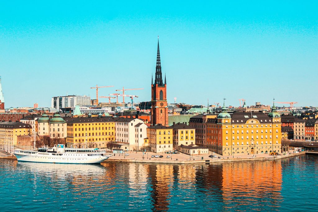 ventajas y desventajas de vivir en suecia