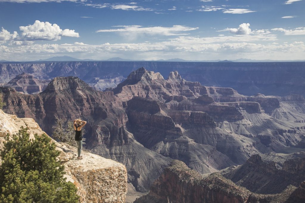 Guía para visitar el Gran Cañón del Colorado: Qué ver, consejos y actividades 3 senderismo gran cañon colorado