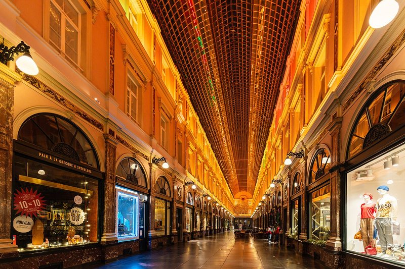 Galerías Reales de Saint-Hubert, el pasaje cubierto con chocolaterías de Bruselas